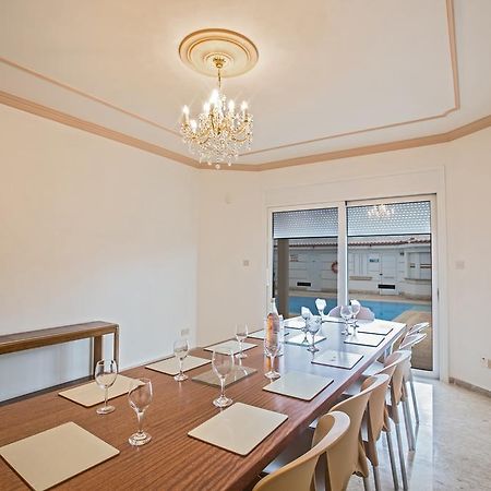 Papas Family Villa Paralimni Eksteriør billede